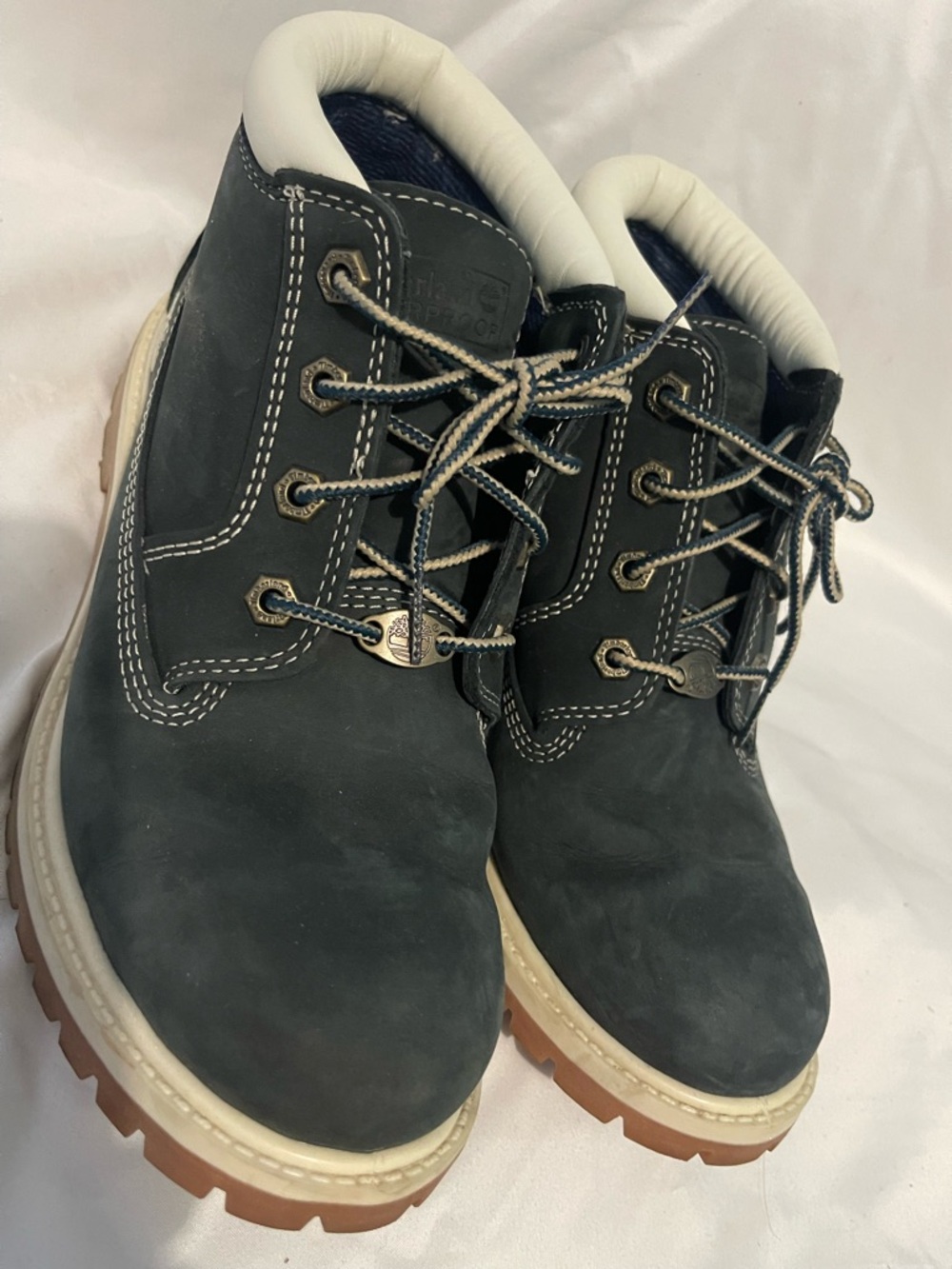 Timberland Nubuck Lace-Up Boots with Cream Collar - Picture 5 of 8